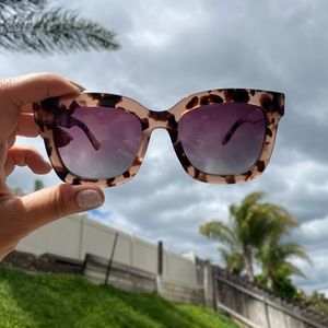DIFF Carson tortoise sunglasses